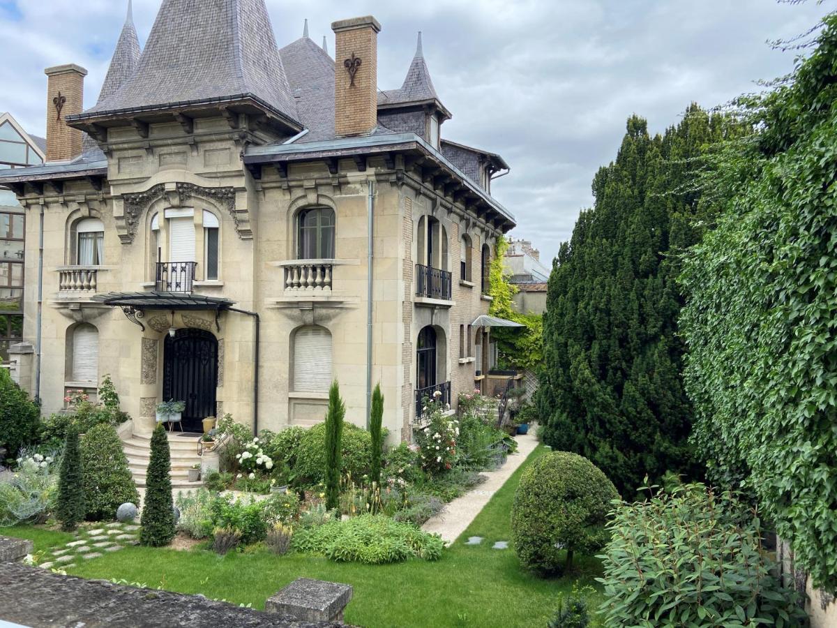 Centre Maisonnette Proche Cathedrale Avec Terrasse Daire Reims Dış mekan fotoğraf